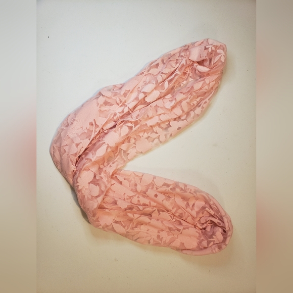 Various Infinity Scarves - Picture 4 of 13